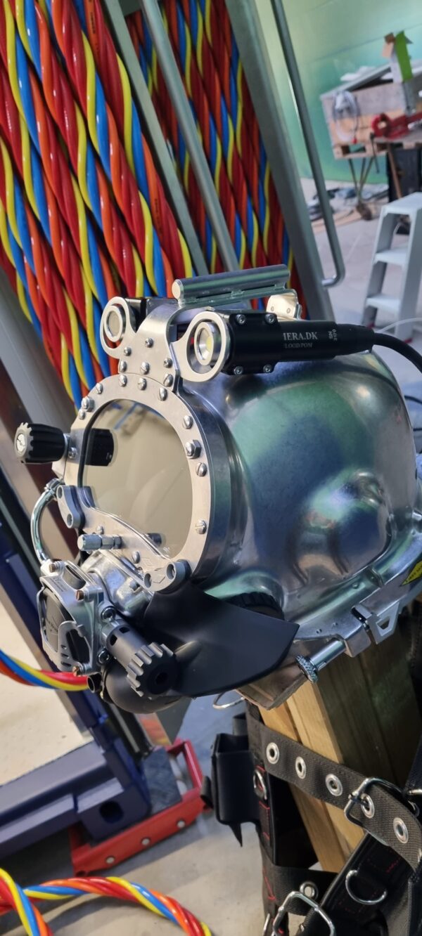 Professional Analog Underwater Dive Camera - Image 6